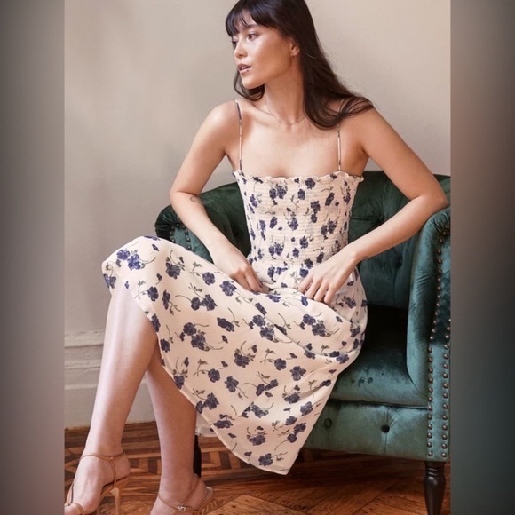 NWT Reformation Sable Dress in Cream/Blue Floral - Picture 2 of 8